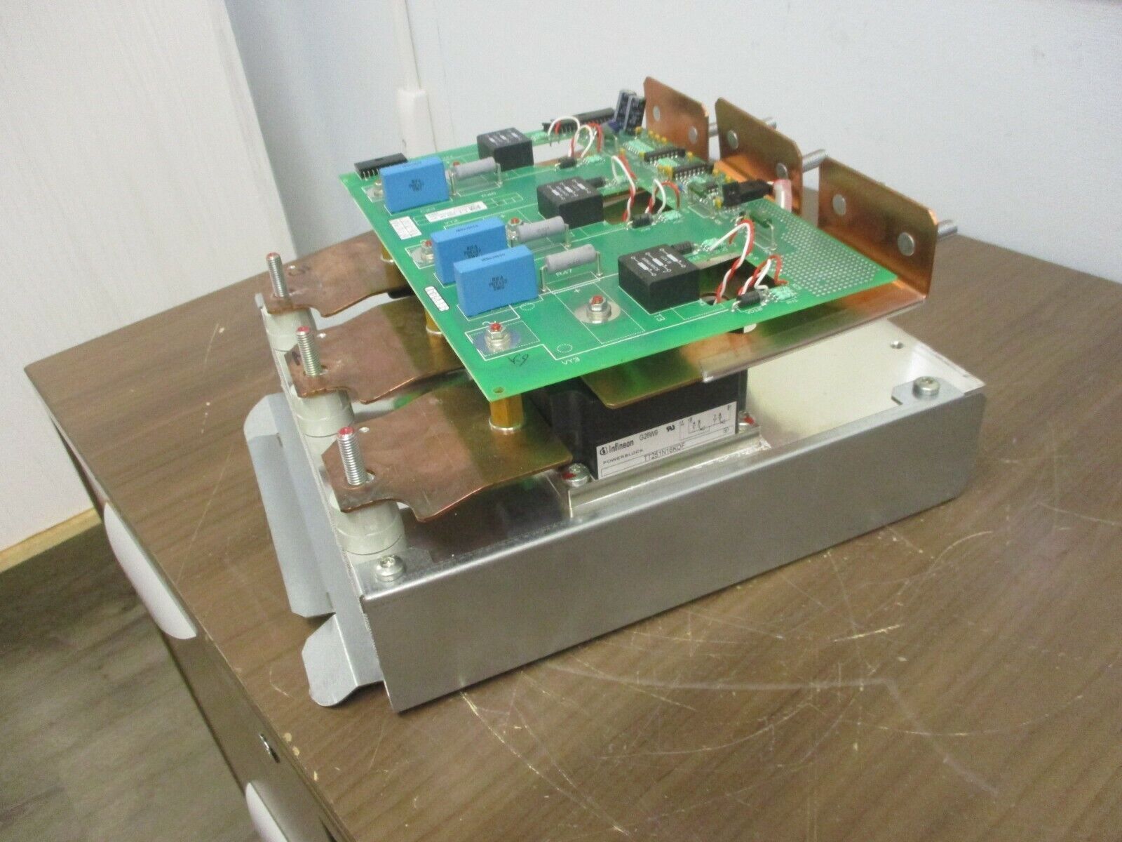 MGE CHDI UPS Module 500K090AMCEVNT02 Used