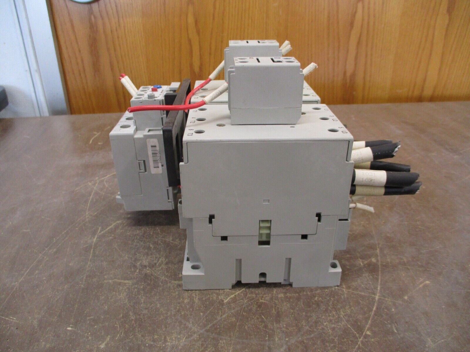 Allen-Bradley Reversing Starter 100-C72*00 / 193-EA2KE 120V Coil Trip: 26-85A