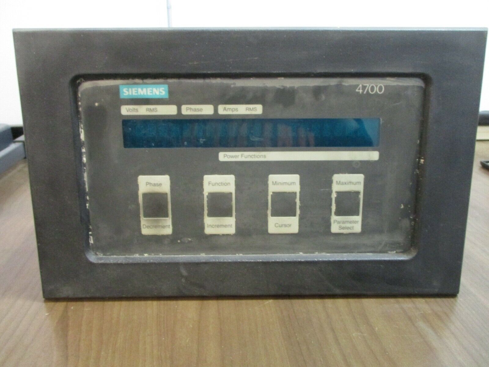Siemens 4700 Panel Meter 4700-BD-11HN Rev. B Used