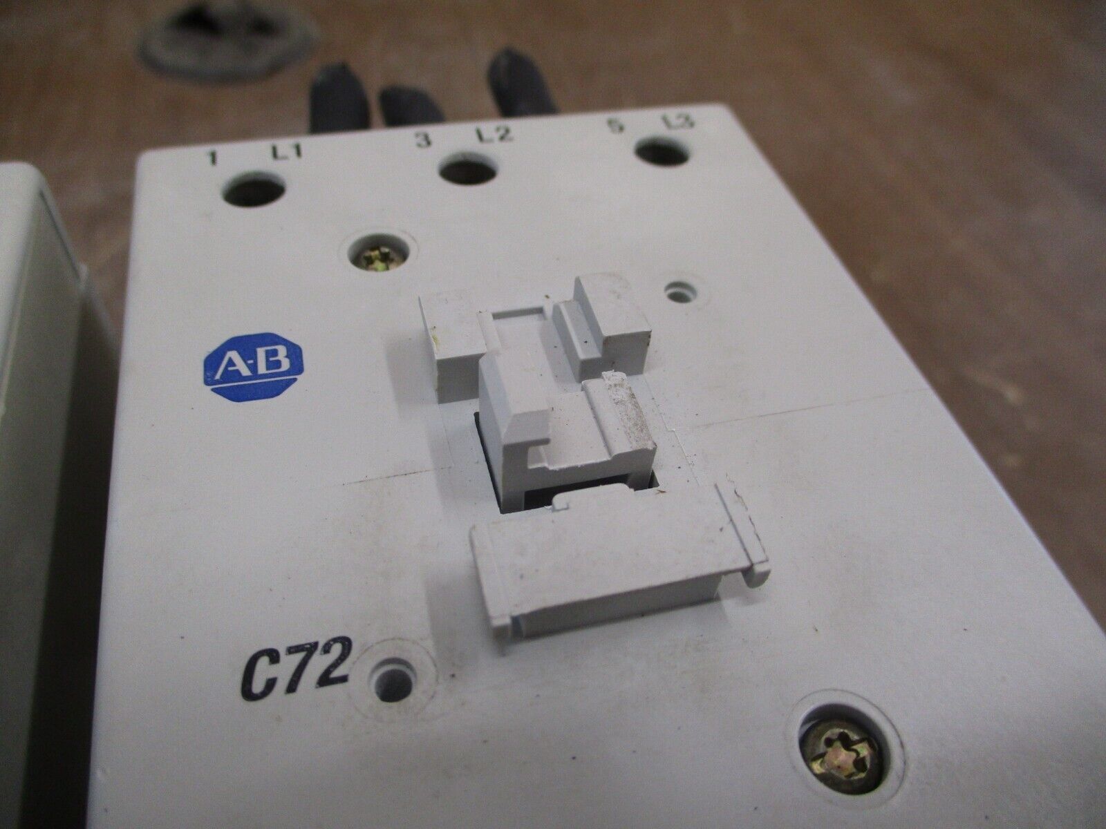 Allen-Bradley Reversing Starter 100-C72*00 / 193-EA2KE 120V Coil Trip: 26-85A