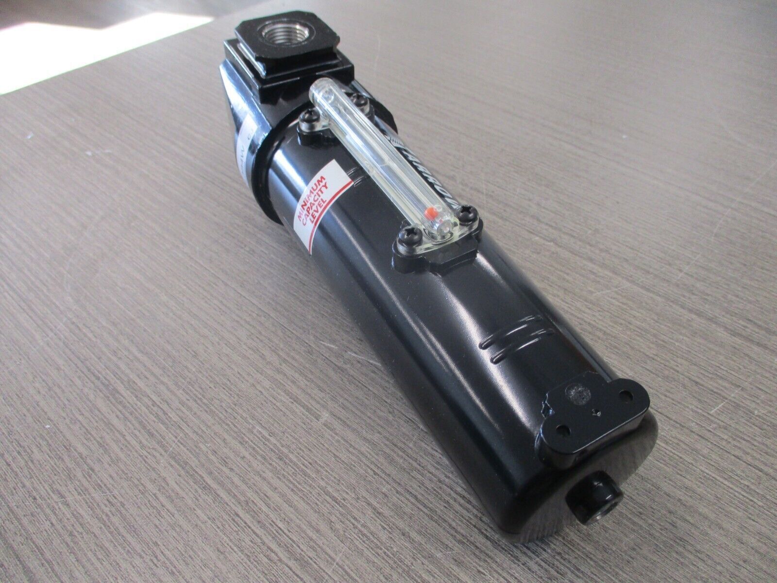 Arrow Pneumatics Arrowfog Lubricator L384W 20oz 1/2" New Surplus