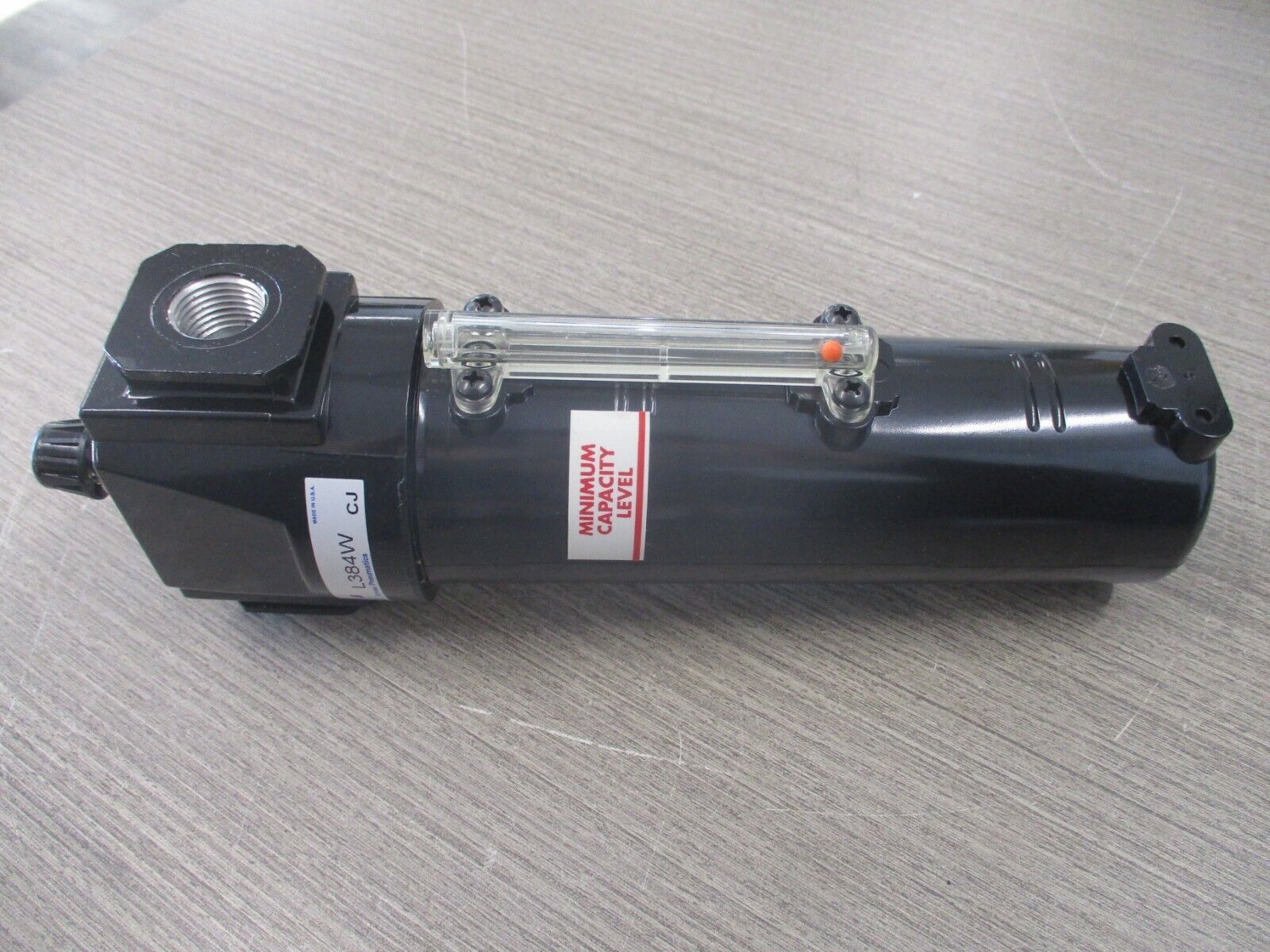 Arrow Pneumatics Arrowfog Lubricator L384W 20oz 1/2" New Surplus