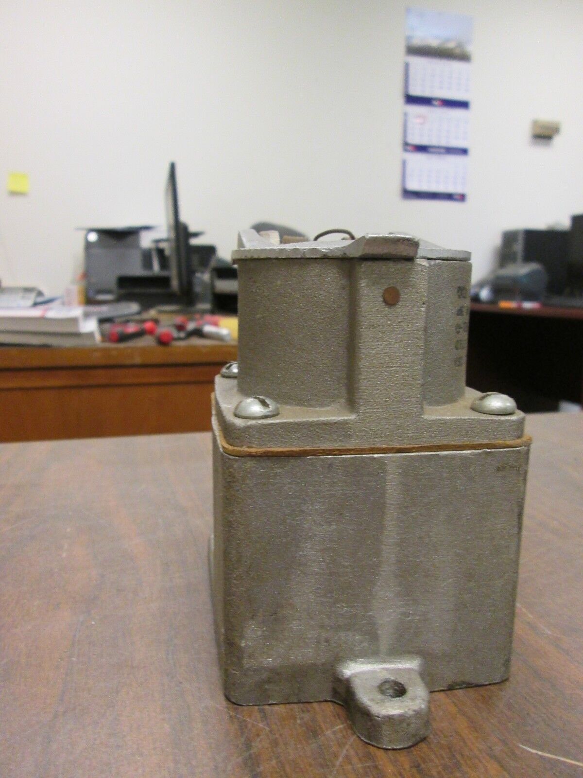 Pyle-National Receptacle w/ Base 321-R 30A 3P 4W 600VAC Used
