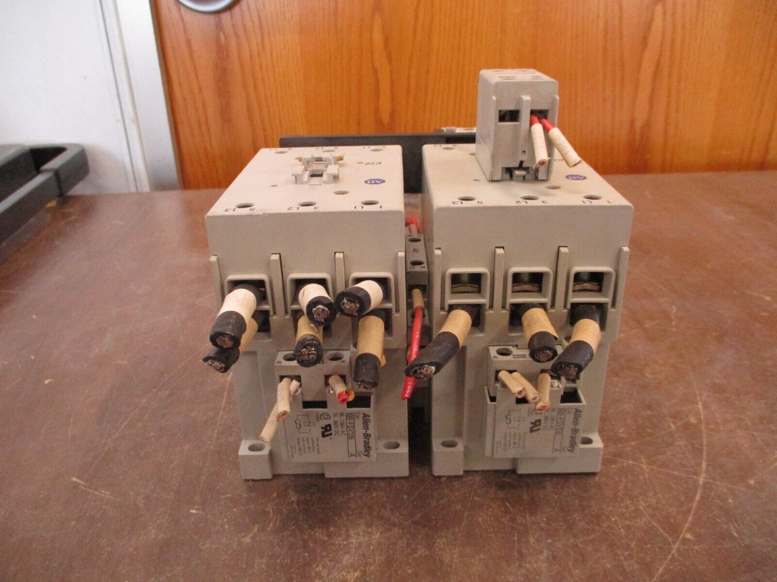 Allen-Bradley Reversing Starter 100-C72*00 / 193-EA2KE 120V Coil Trip: 26-85A