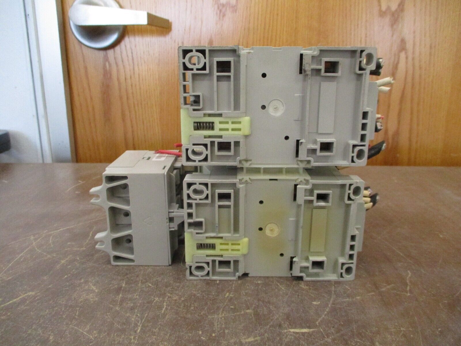 Allen-Bradley Reversing Starter 100-C72*00 / 193-EA2KE 120V Coil Trip: 26-85A