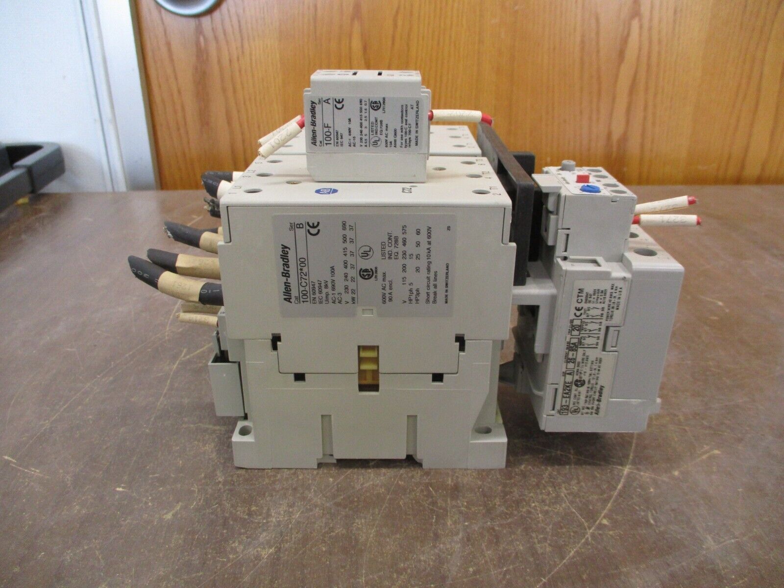 Allen-Bradley Reversing Starter 100-C72*00 / 193-EA2KE 120V Coil Trip: 26-85A