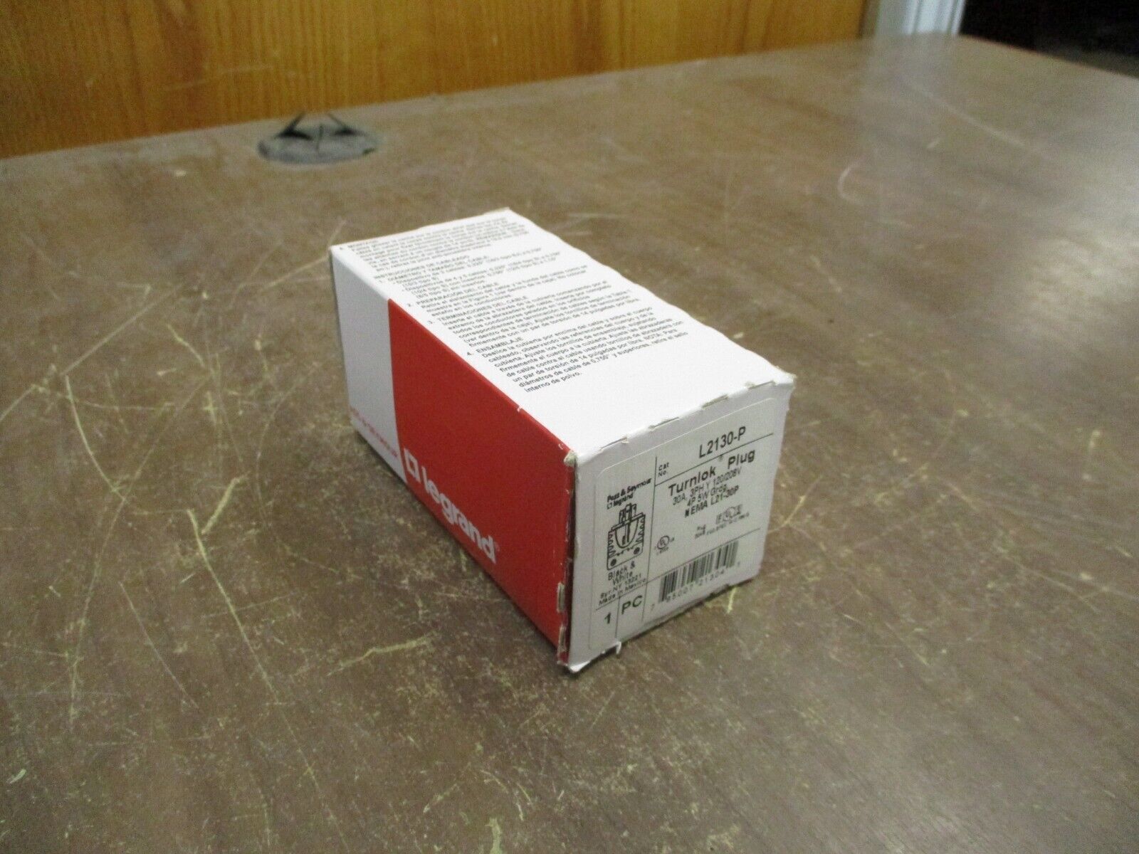 Pass & Seymour Legrand Turnlok Plug L2130-P 30A 208Y/120V 4P 5W New Surplus