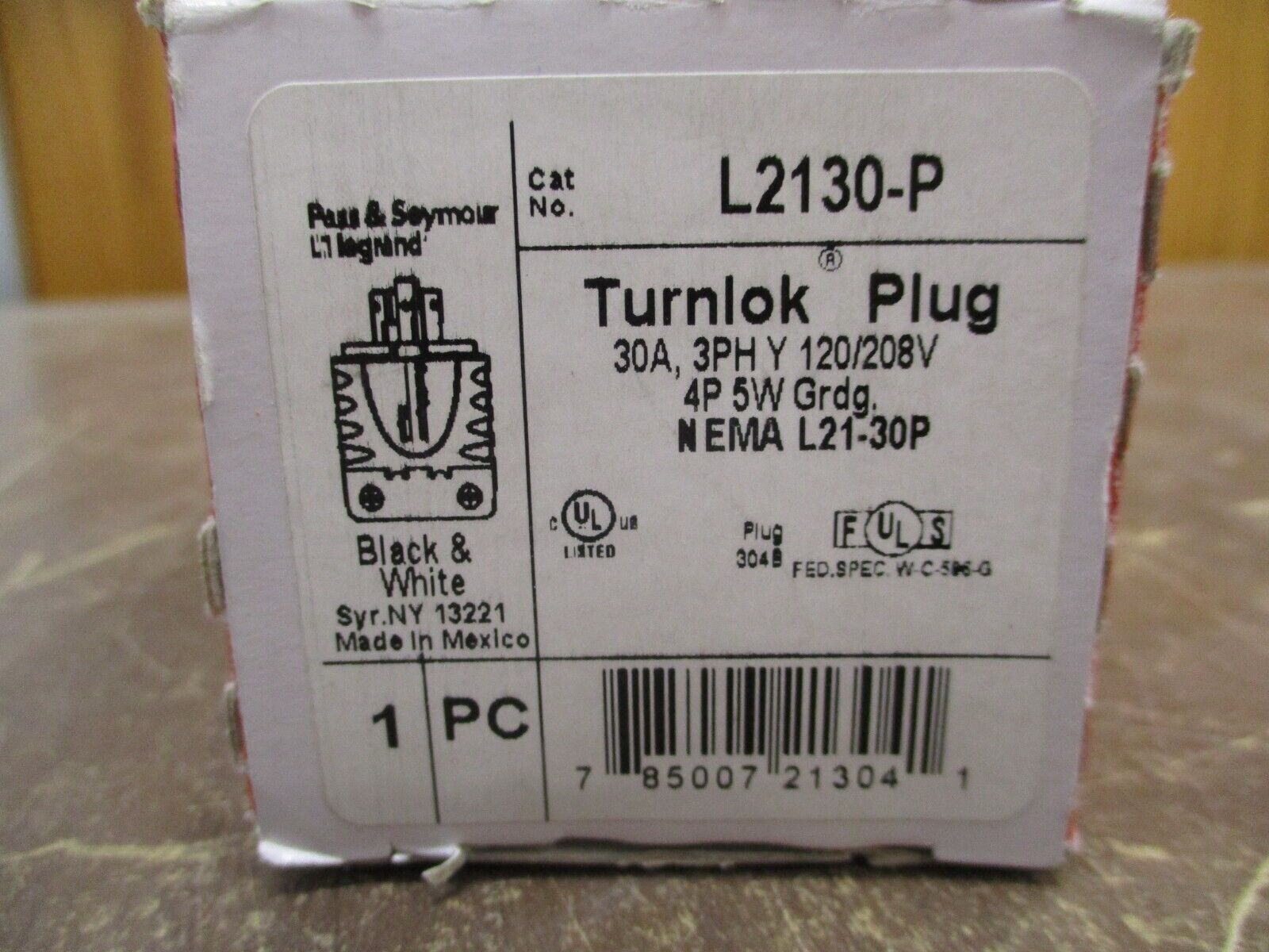 Pass & Seymour Legrand Turnlok Plug L2130-P 30A 208Y/120V 4P 5W New Surplus