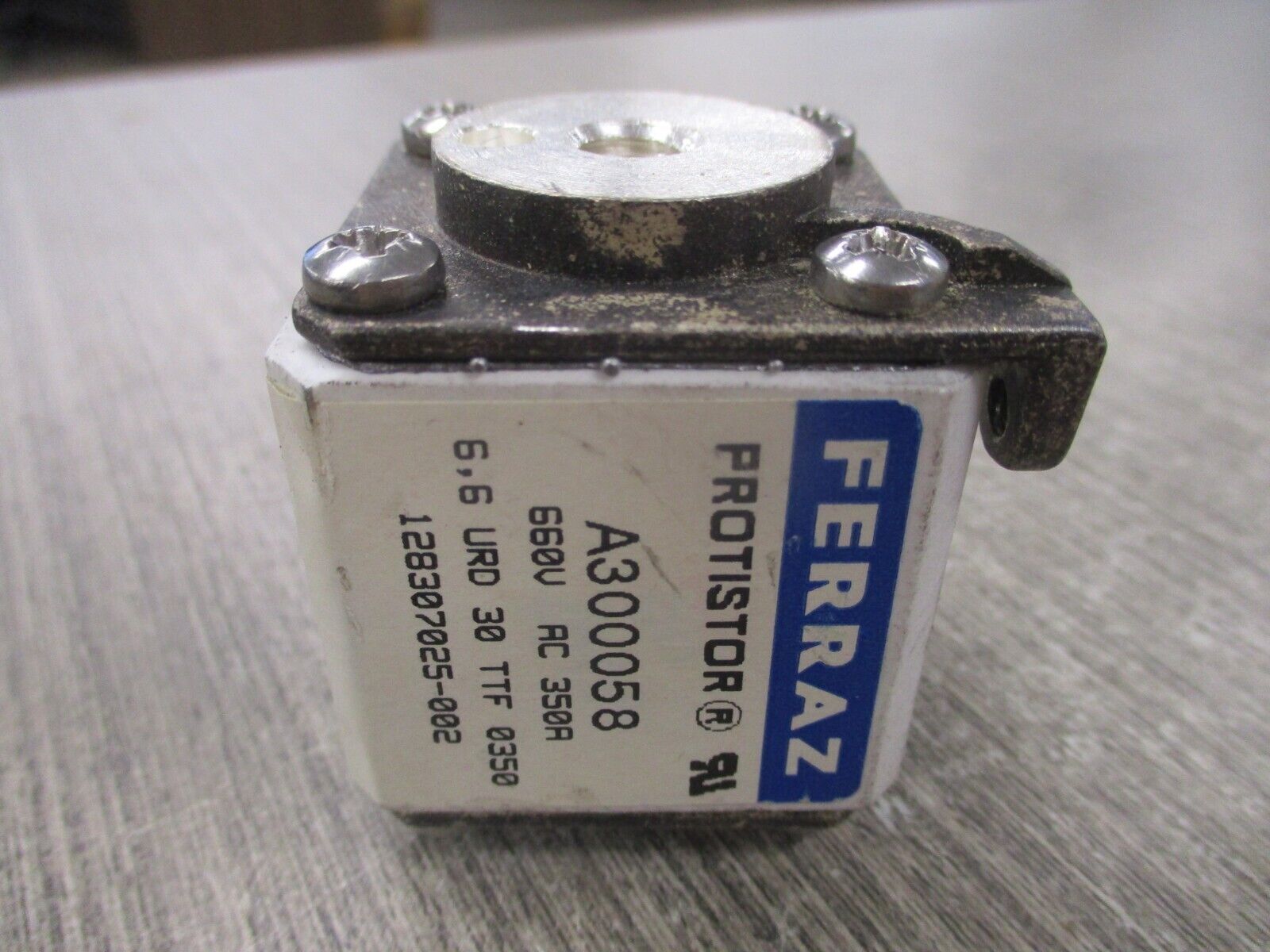Ferraz Protistor Fuse A300058 350A 600V Used