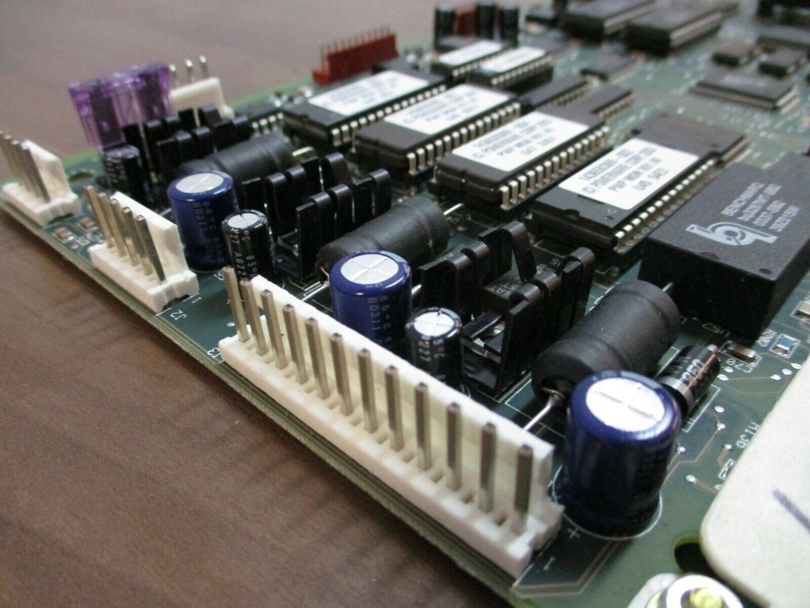 Eaton Monitor Panel Control Board 101073071-001 Rev. J03 Used