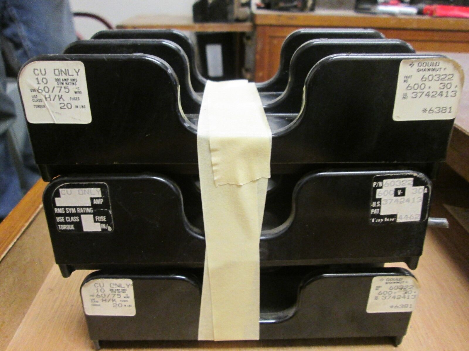 Gould Fuse Block 60322 30A 600V 2P *Lot of 3* Used