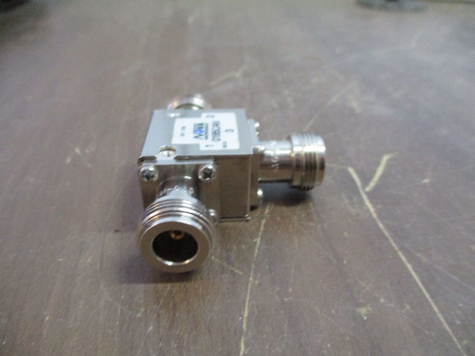 Nova Microwave Isolator 0185CAN Used