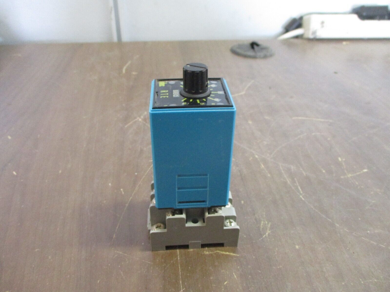 IDEC Electronic Timer RTE-P21 Used