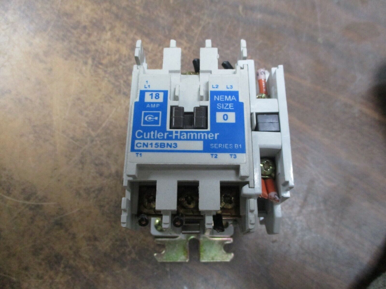 Cutler-Hammer Size 0 Contactor CN15BN3 24V Coil 18A 600V w/ (1) Aux Contact Used