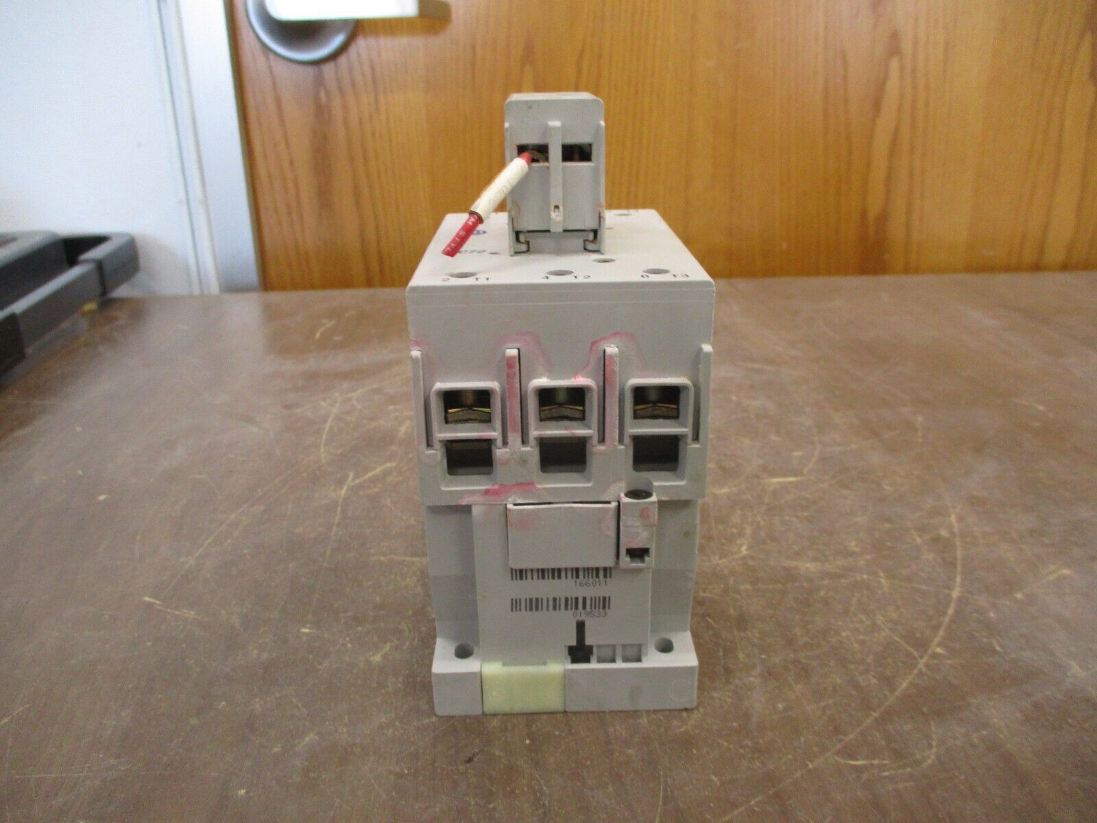 Allen-Bradley Contactor 100-C72*00 Ser. B 120V Coil 90A 600V Used