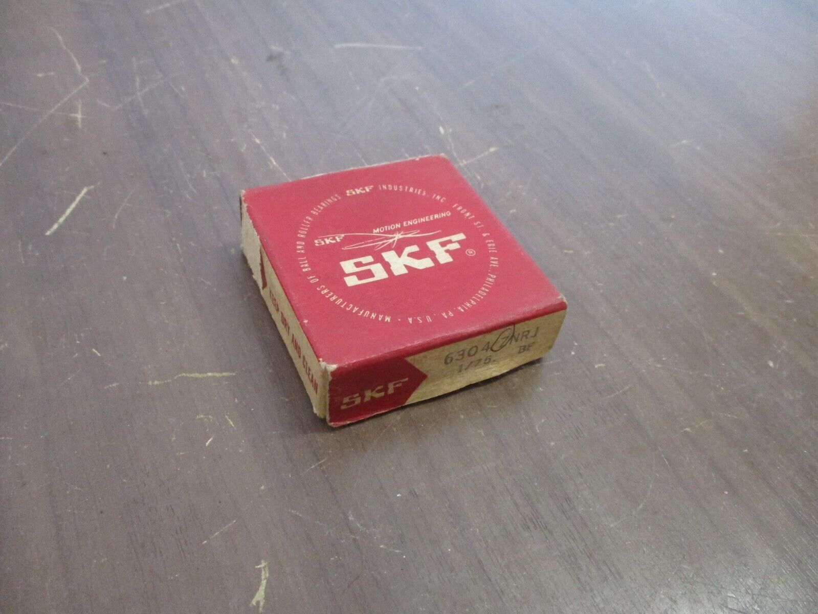 SKF Bearing 6304 ZNRJ New Surplus