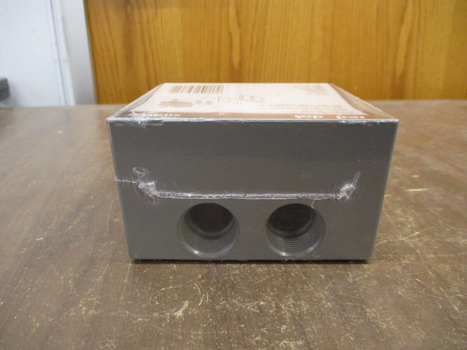 Red Dot Wet Location Outlet Box 2IHD5-2 3/4" Five Hole Two Gang New Surplus