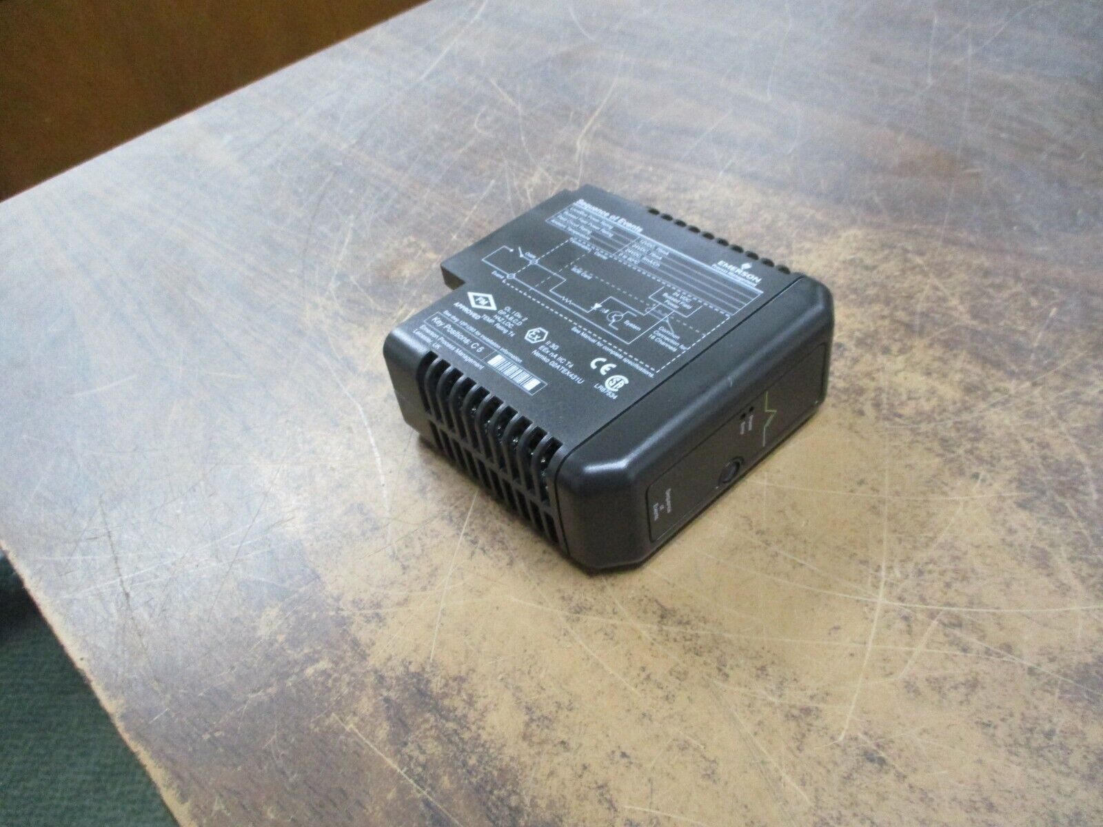 Emerson KJ3008X1-BA1 Sequence of Events Module 12P2293X052 Rev. F Used