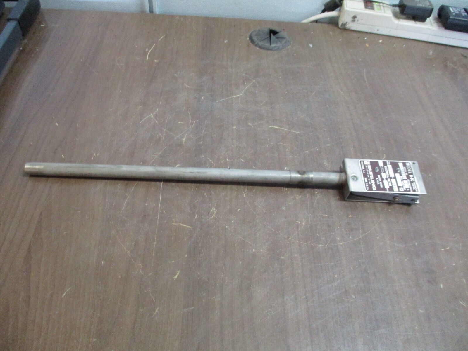 Burling Temperature Control B-IC Active Length: 8" Range: 375-650°F Used