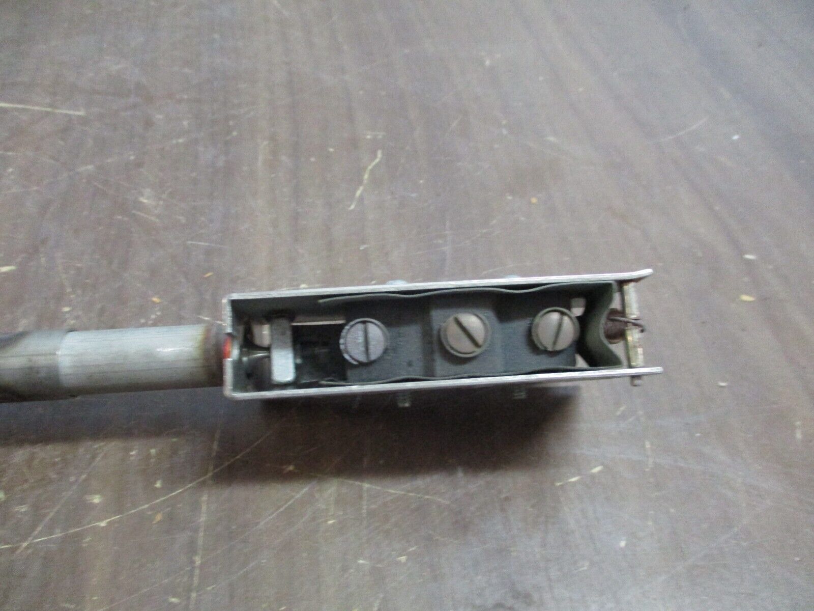 Burling Temperature Control B-IC Active Length: 8" Range: 375-650°F Used