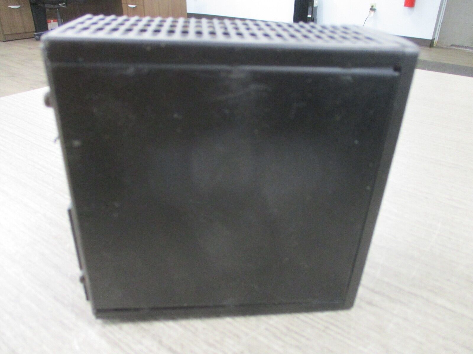 Murr Power + Switch Mode Power Supply 85084 Input: Output: Used