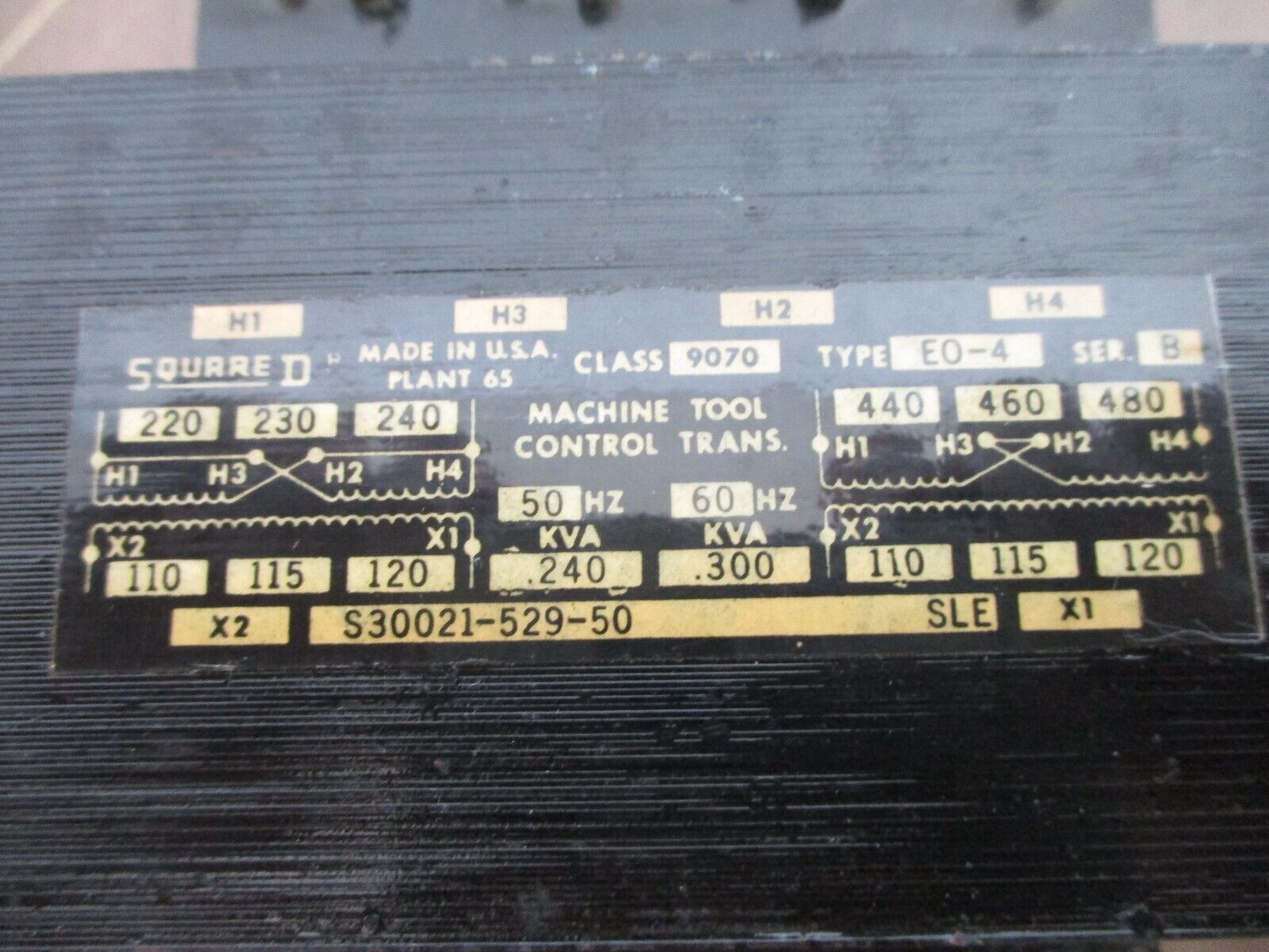 Square D Control Transformer 9070 E0-4 0.300KVA Pri: 240/480V Sec: 120V Used