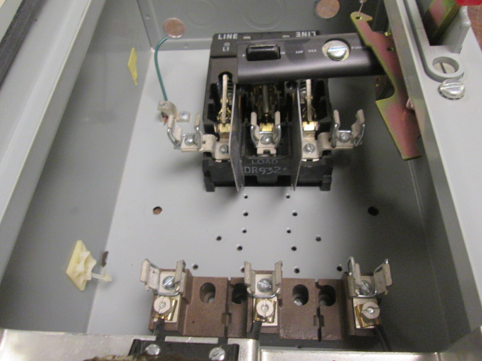 GE Fusible Size 0 Combination CR308B1**AAA 115-120V Coil *No Heaters* Used