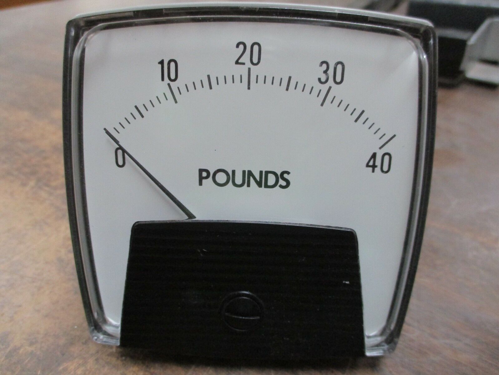 Process Measurement Company Tension Meter 250300CY-CUSTOM-1 Range: 0-40lbs Used