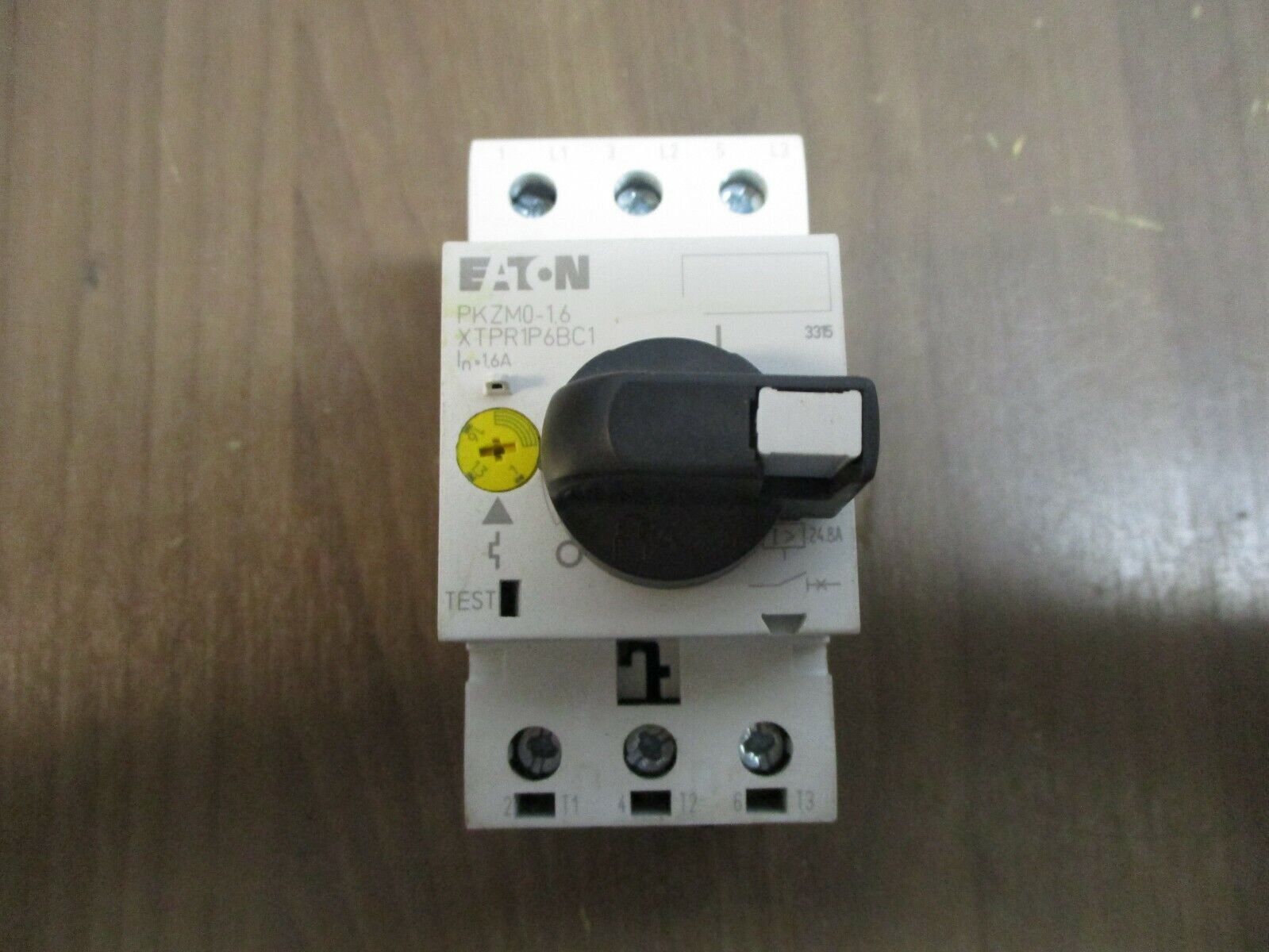 Eaton Manual Starter PKZM0-1.6XTPR1P6BC1 Trip: 1-1.6A Used