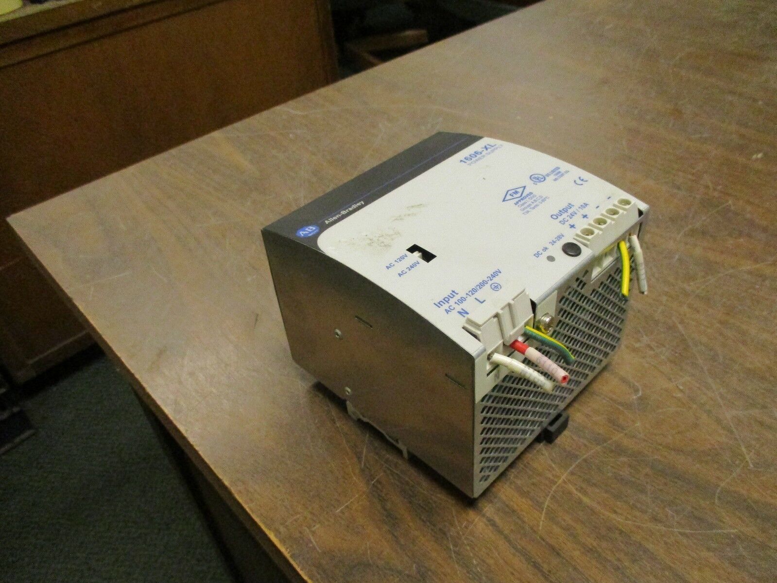 Allen-Bradley Power Supply 1606-XL240EP Used