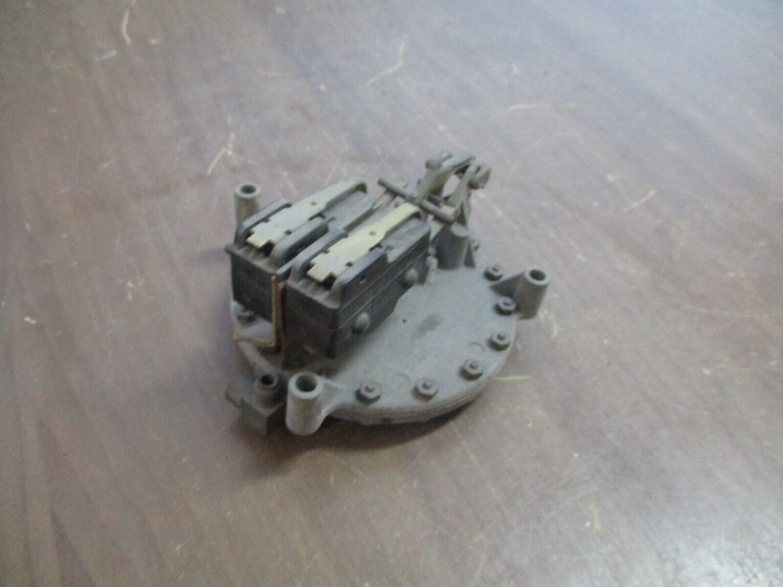 Micro Switch Limit Switch Bz-2RW863-A2 Used