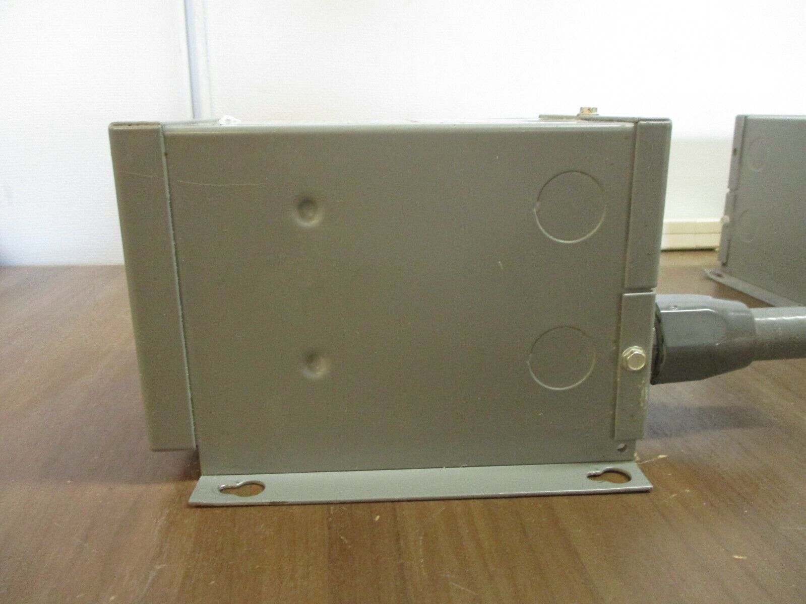 Square D 3R Transformer 750SV46F 0.750kVA Pri: 120/240V Sec: 16/32V 1Ph 60Hz
