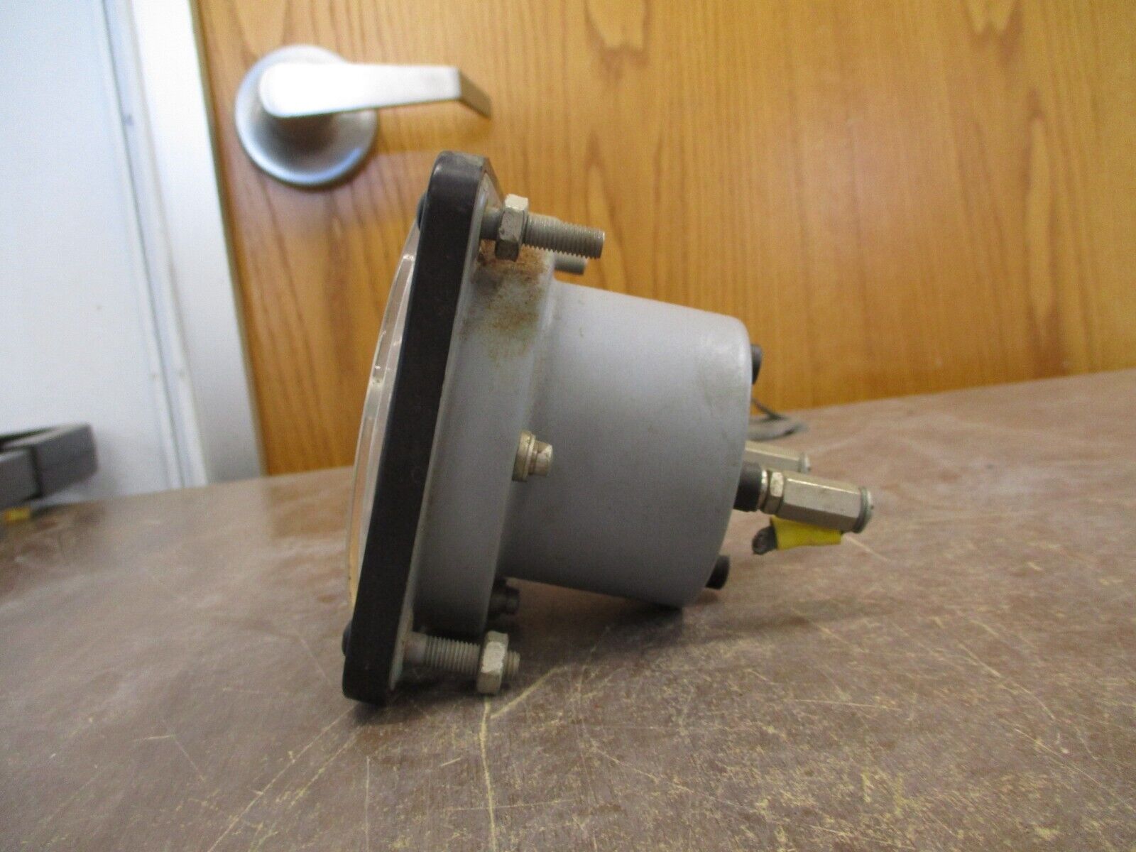 AC Ammeter 50-105141-LSVJ2 Range: 0-3KA Used