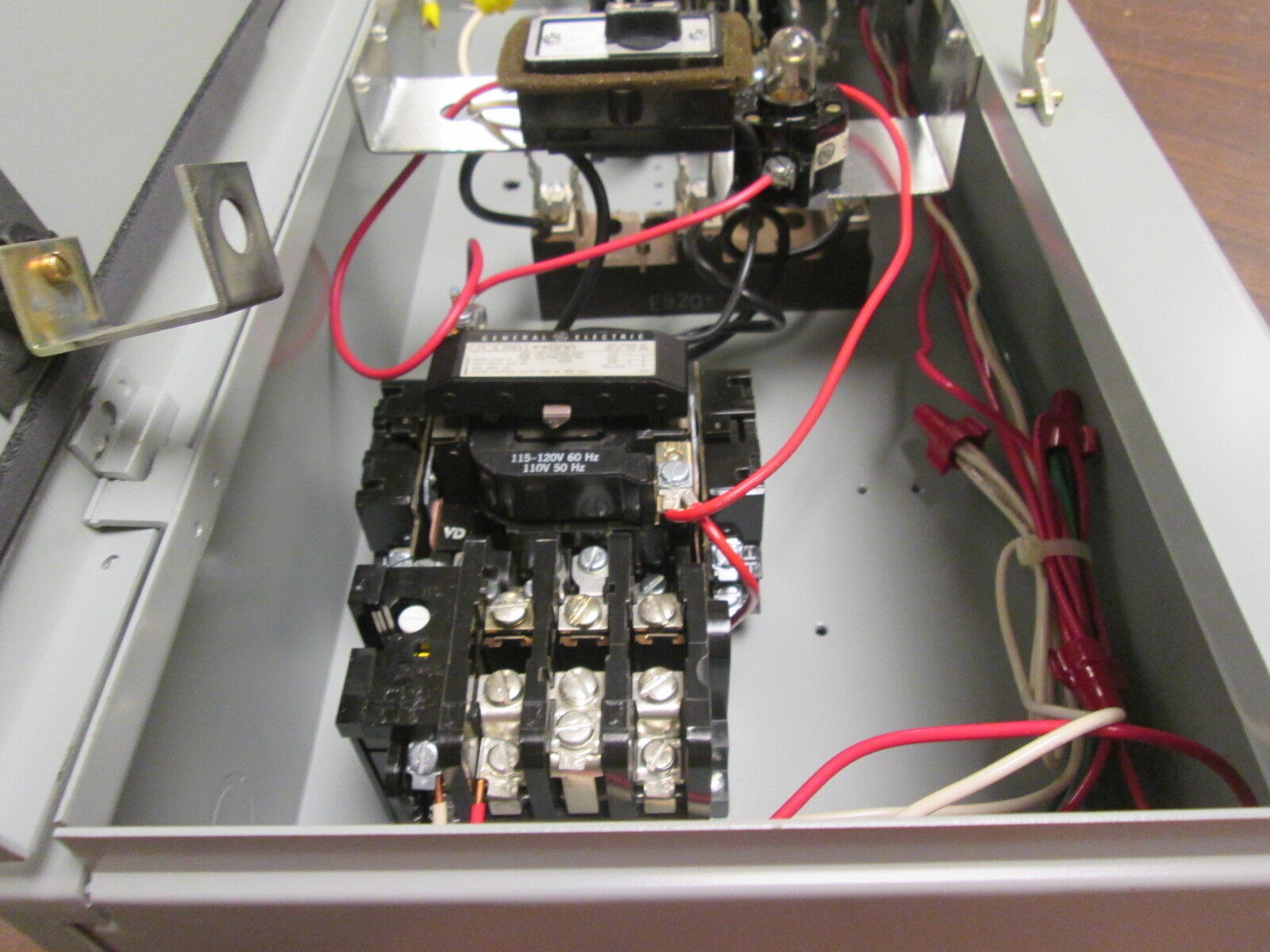 GE Fusible Size 0 Combination CR308B1**BAA 115-120V Coil *No Heaters* Used