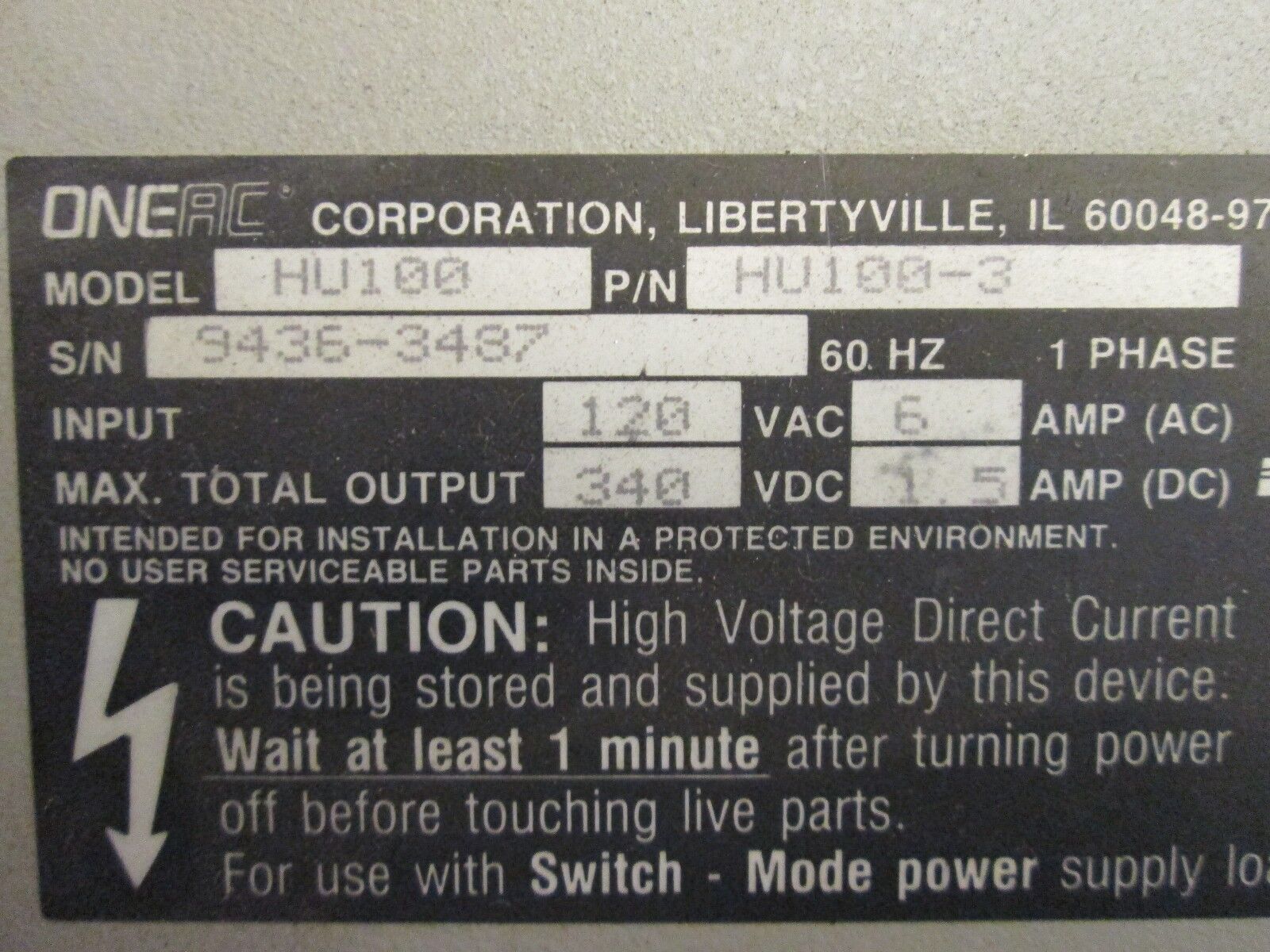 One AC Ride-Through Power Source HU100 120 VAC Input Used