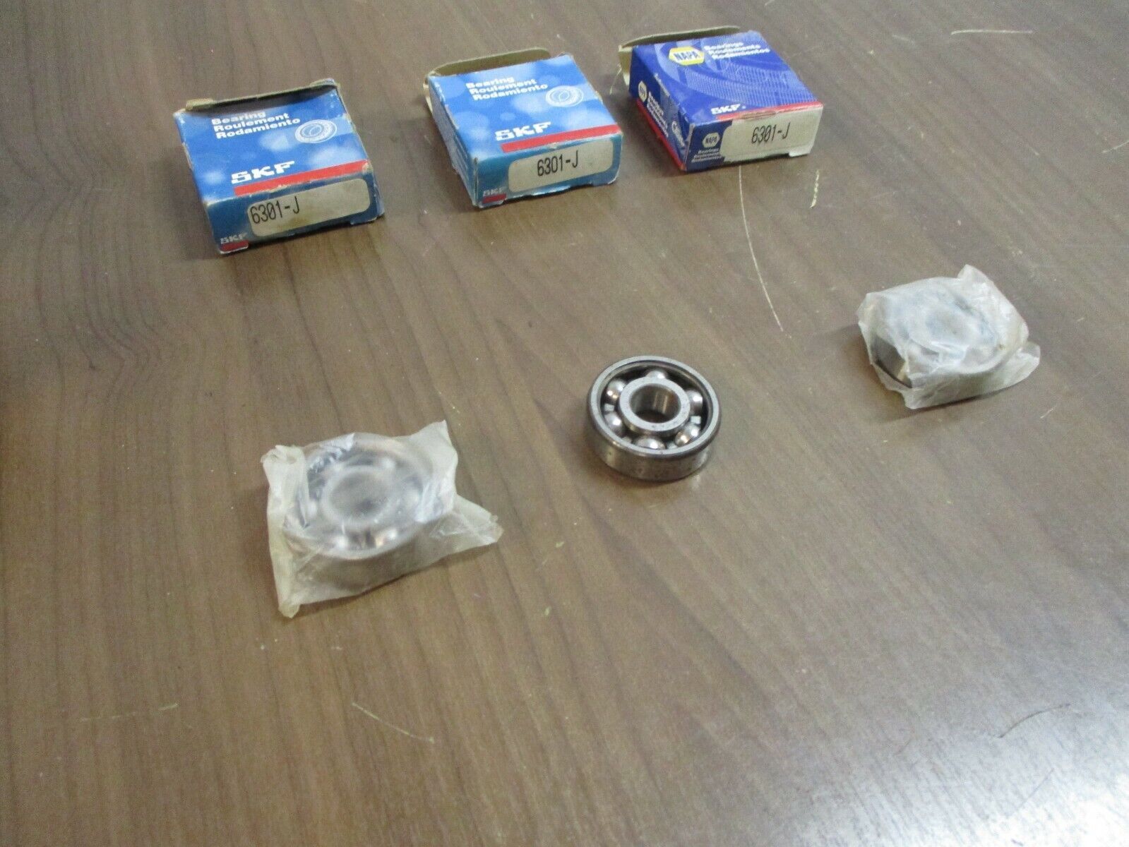 SKF Bearing 6301-J *Lot of 3* *Some Shelfwear* New Surplus