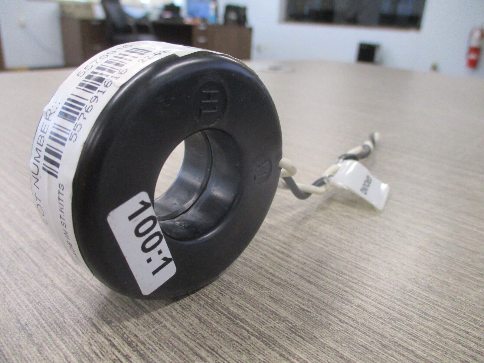 TE Connectivity Current Transformer 2RL-101-1-TL96 Model 526625P1 600V Used
