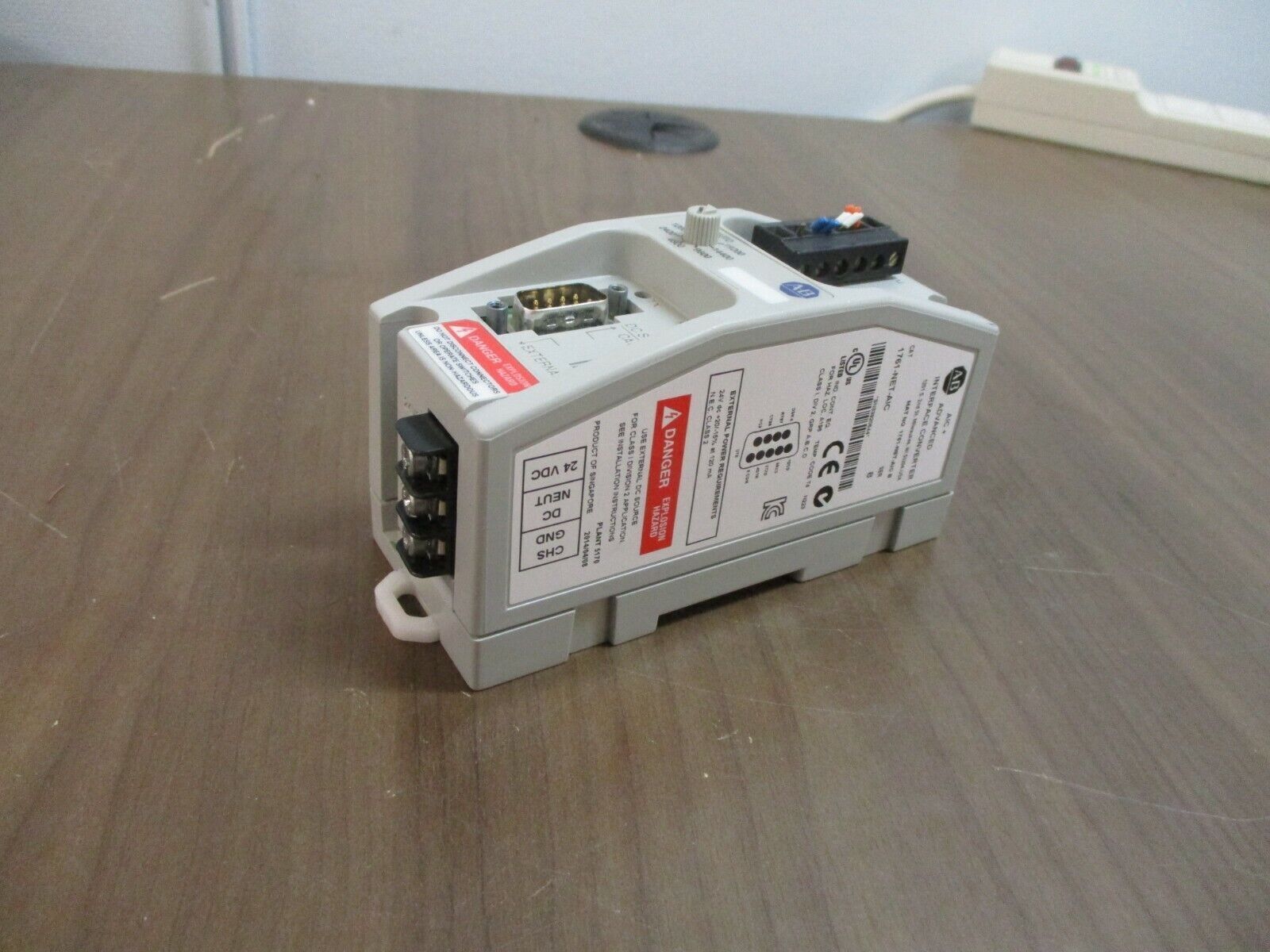 Allen-Bradley Advanced Interface Converter 1761-NET-AIC Ser. B Used