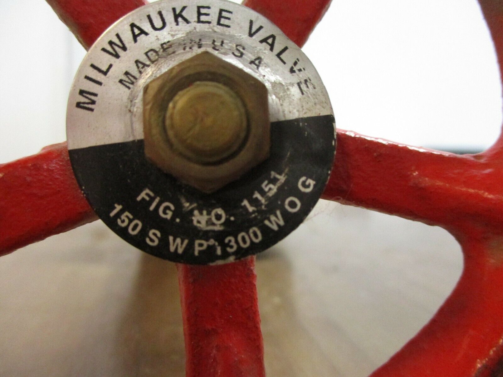 Milwaukee Valve Gate Valve 1151 150SWP 300WOG Size: 1 1/2" Used