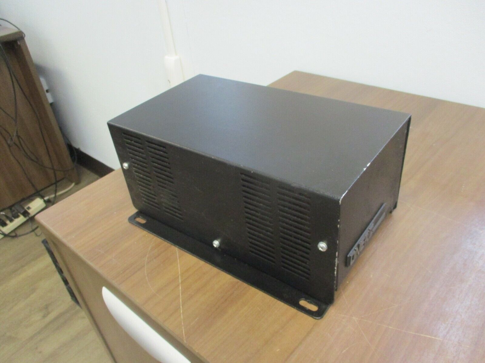OneAC CX500 Power Conditioner 006-710 50/60Hz 1Ph Used