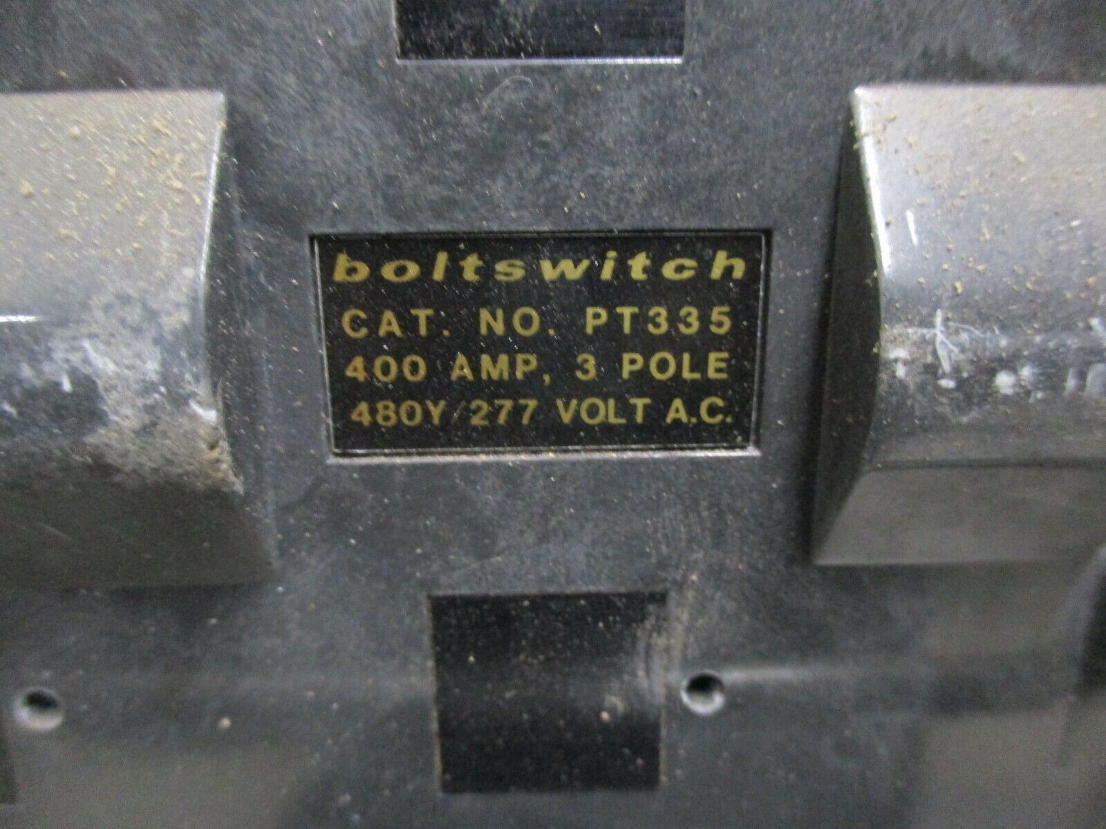 AMP 3R Enclosed Fuse Pullout Switch SES335 400A 480Y/277V 60Hz 3Ph 3W Used