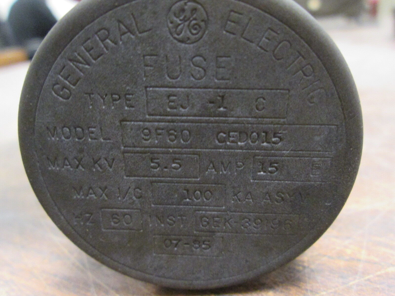 GE Type EJ-1C Fuse 9F60 CED015 15A 5.5KV Used