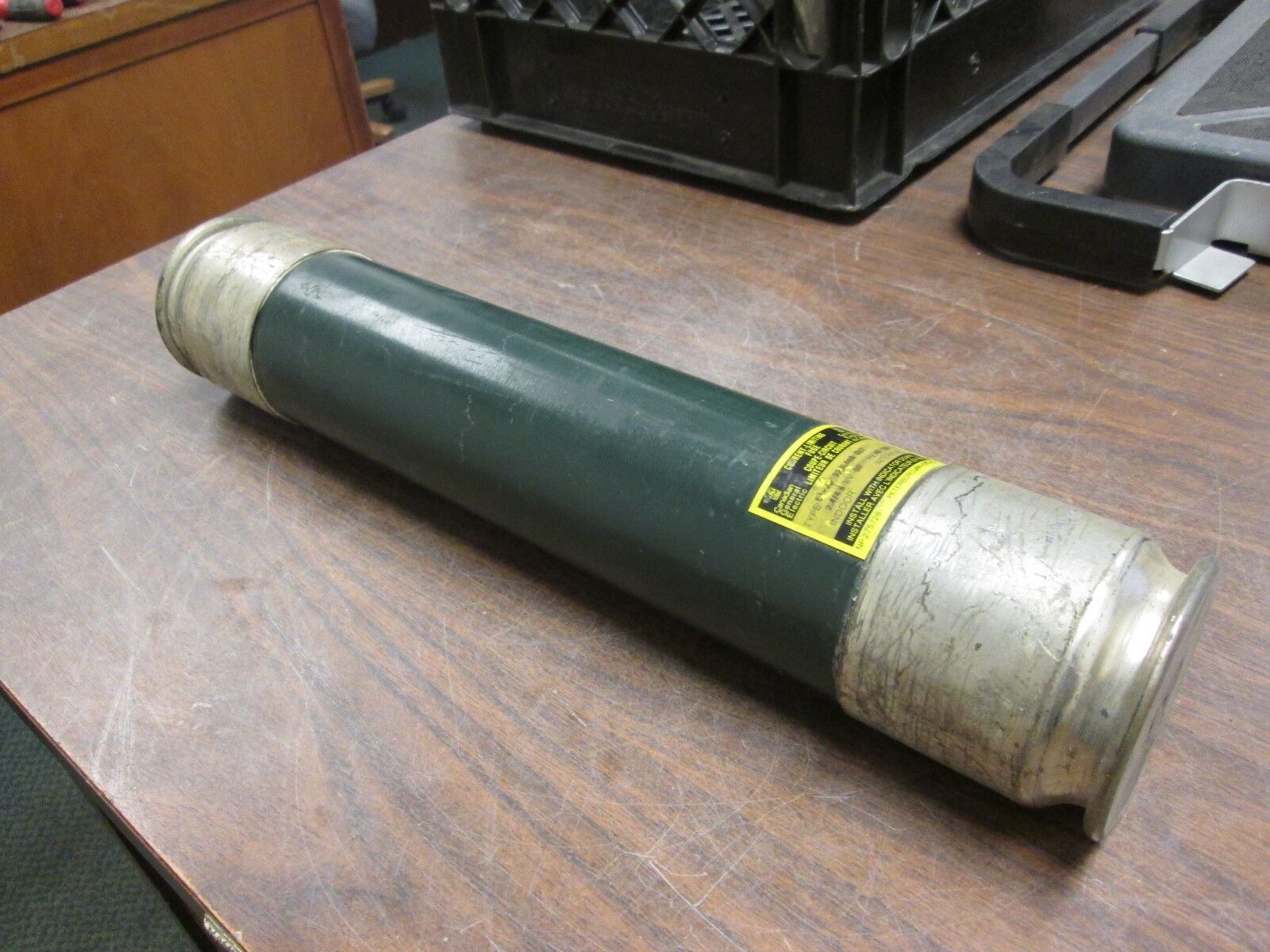 Canadian GE EJ-2D Fuse 328L493 G17 2.4/4.8KV 130A Used