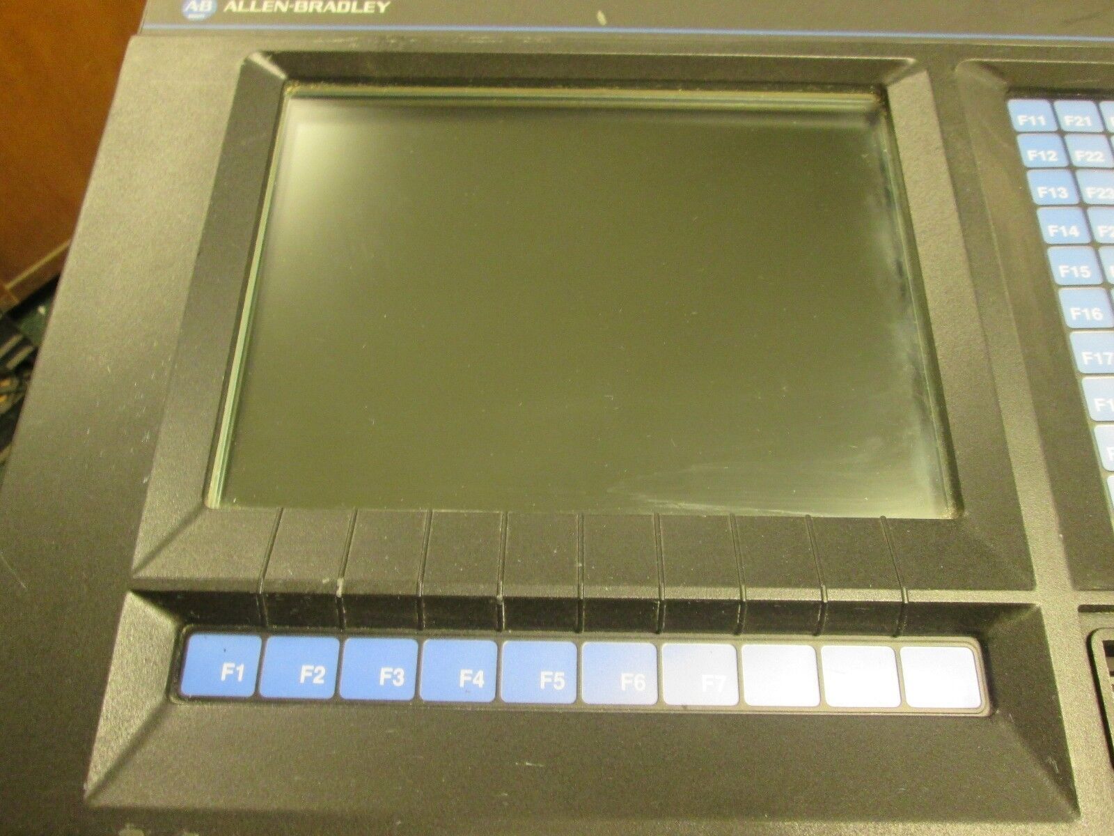 Allen-Bradley T70 Plant Floor Workstation 6170-BCCC1A1EBZZA 47-63Hz Used