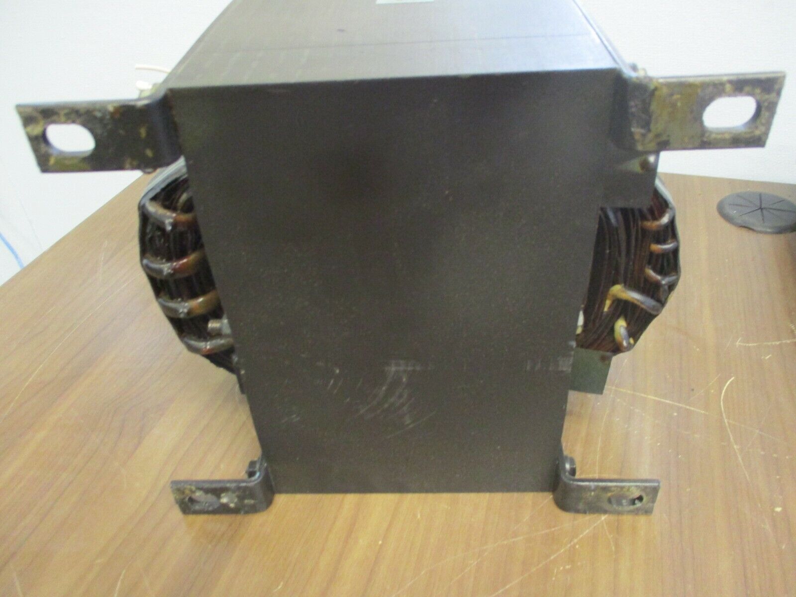 Hevi-Duty Control Transformer Y3000N 3.0KVA Pri: 208-600V Sec: 85-130V 50/60Hz