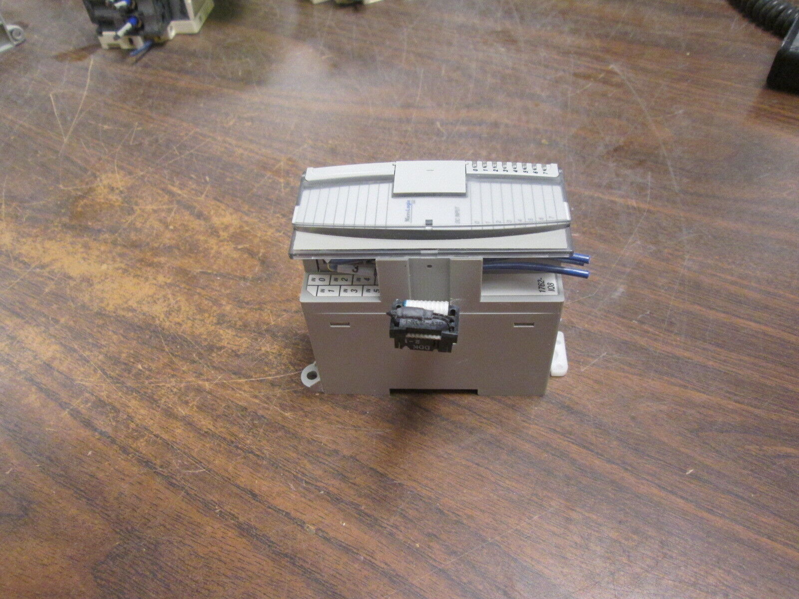 Allen-Bradley MicroLogix 8PT 24VDC Sink/Source Input Module 1762-IQ8 Ser A Rev A