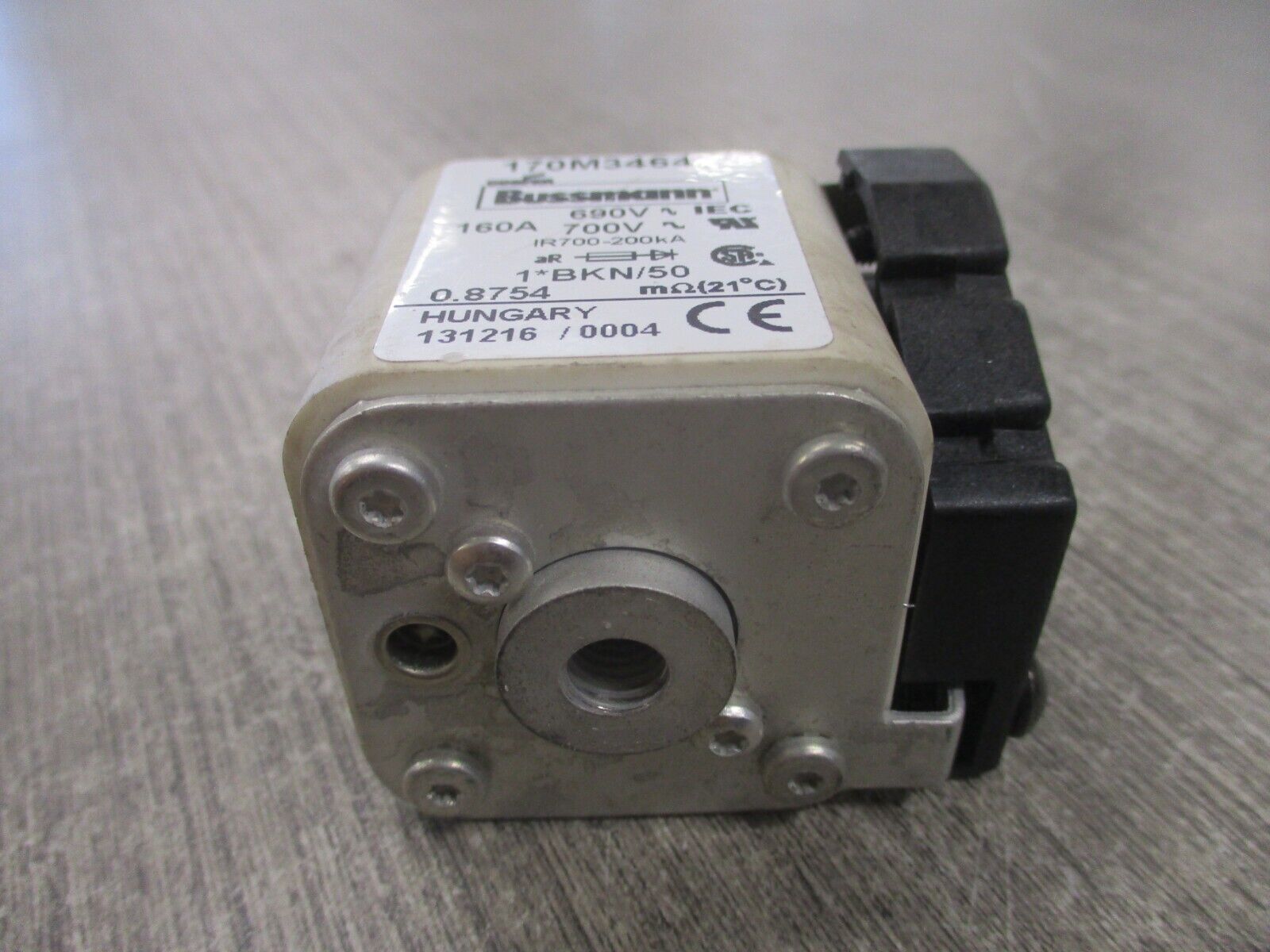 Bussmann Fuse 170M3464 160A 700V Used