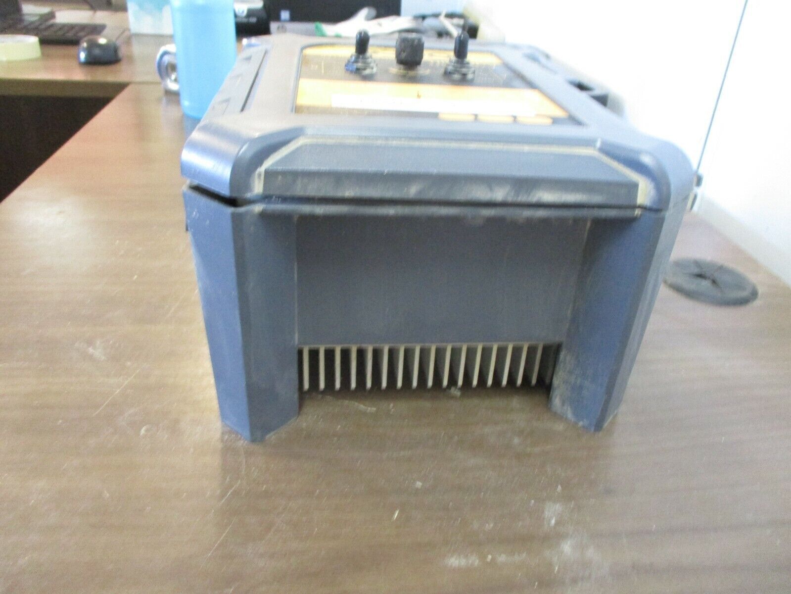 Once Solo LEL-0.2-120V AgriShift Lighting Controller 30-014-00135 Used