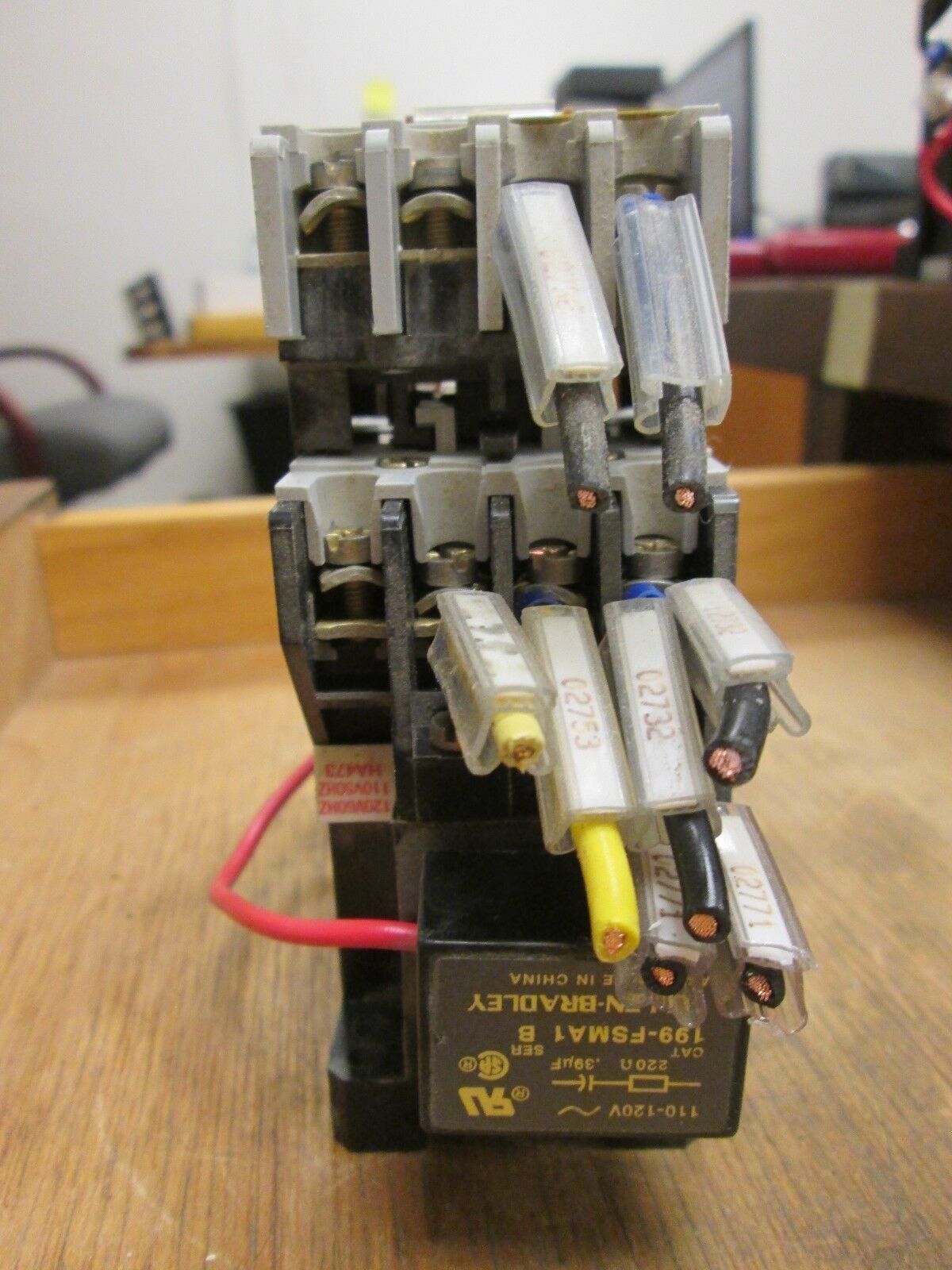 Allen-Bradley Contactor 100-A09ND3 195-FA22 199-FSMA1 9A 600V 120V Coil Used