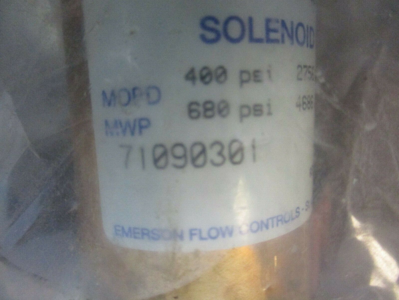 Emerson Reversing Solenoid Valve 71090301 400-680PSI New Surplus